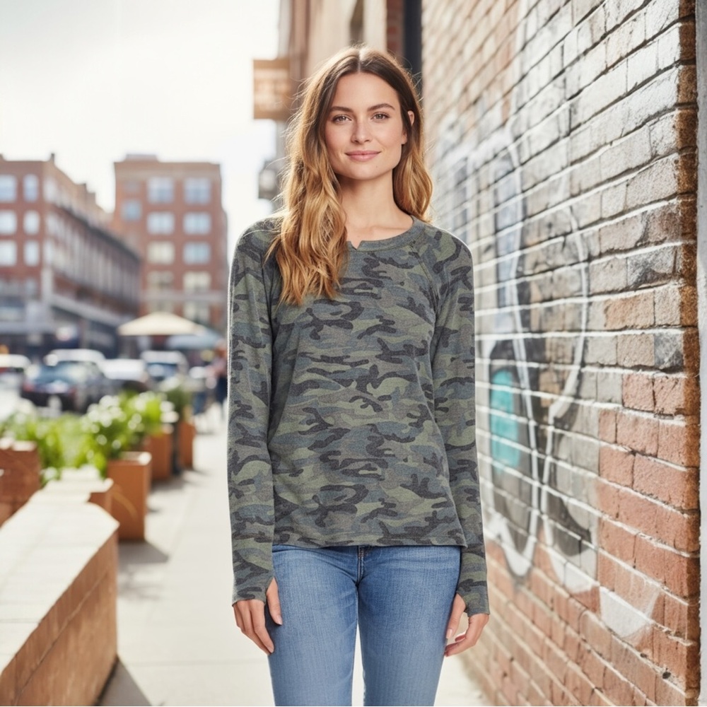 NWT Michael Stars Womens‎ Brushed Camo Long Sleeve Top
